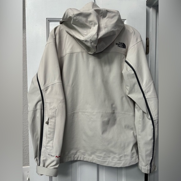 The North Face hyvent alpha jacket - Picture 4 of 4
